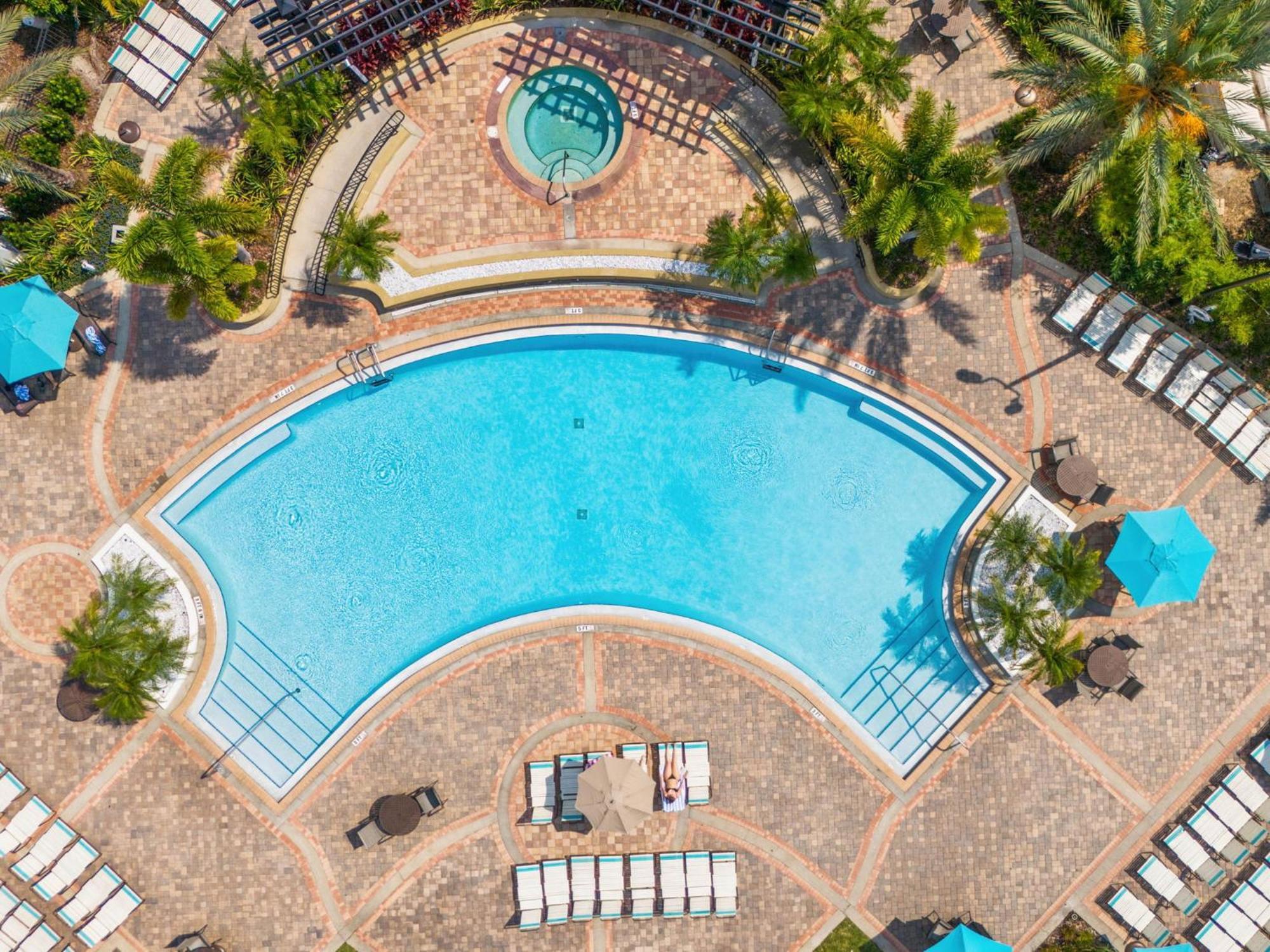 Vista Cay Resort By Millenium At Universal Blvd. Williamsburg Exterior photo